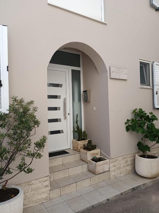 ביוגראד נה מורו Apartments Vrime מראה חיצוני תמונה