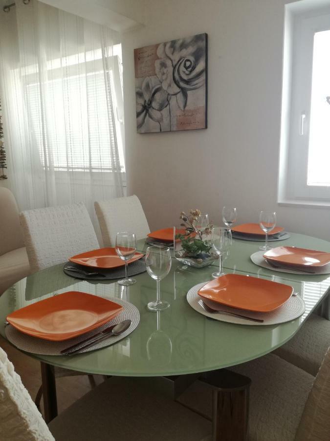 ביוגראד נה מורו Apartments Vrime מראה חיצוני תמונה