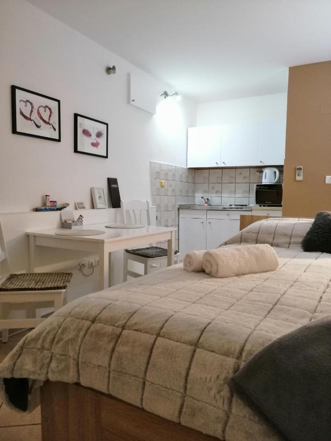 ביוגראד נה מורו Apartments Vrime מראה חיצוני תמונה